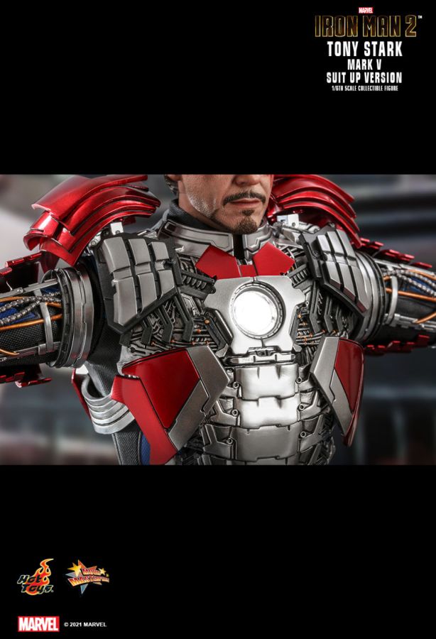 Iron Man 2 - Tony Stark Mark V Suit Up 1:6 Scale 12" Action Figure