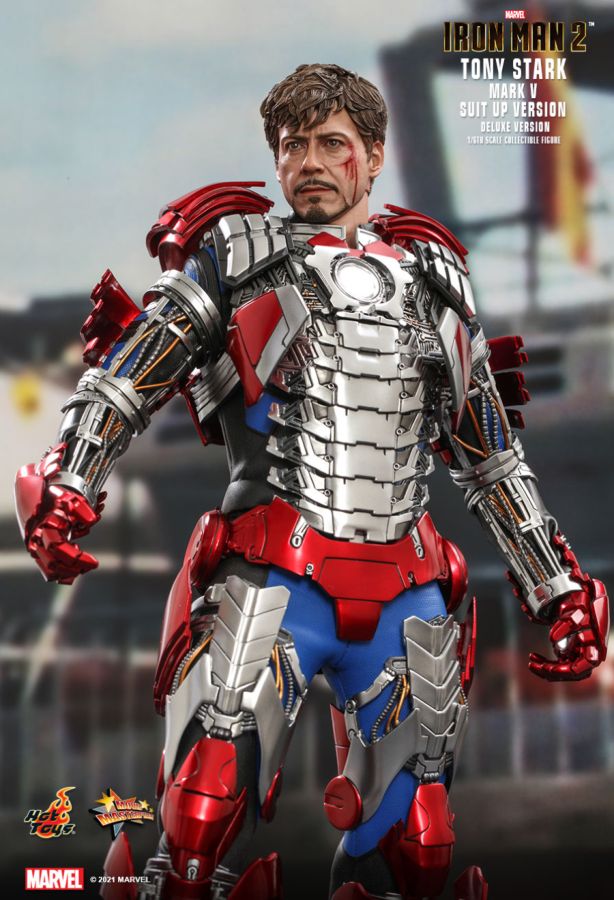 Iron Man 2 - Tony Stark Mark V Suit Up Deluxe 1:6 Scale 12" Action Figure