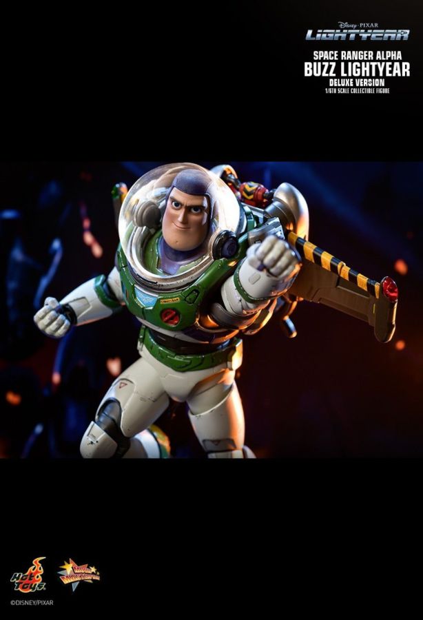 Lightyear (2022) - Alpha Buzz Lightyear Deluxe 1:6 Scale Action Figure