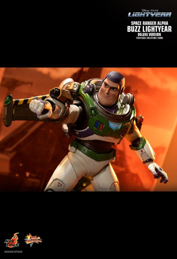 Lightyear (2022) - Alpha Buzz Lightyear Deluxe 1:6 Scale Action Figure