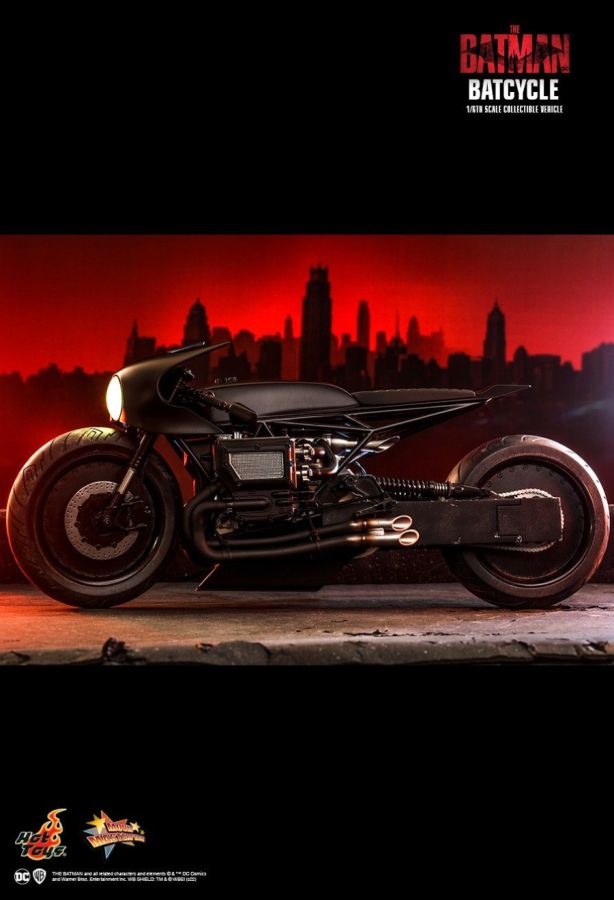 The Batman - Batcycle 1:6 Scale