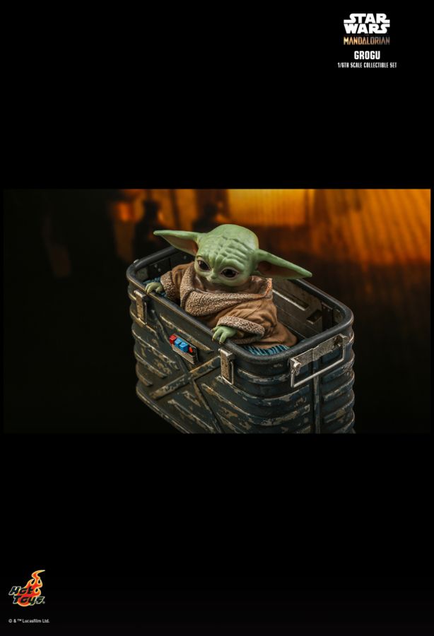 Star Wars: The Mandalorian - Grogu 1:6 Scale Action Figure Set