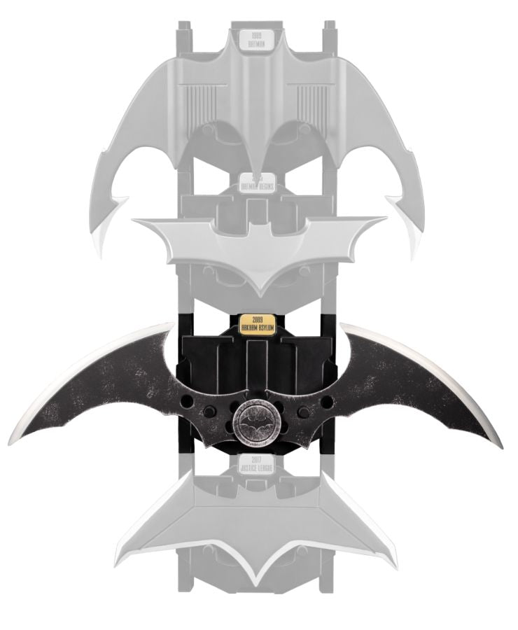 Batman: Arkham Asylum - Batarang Metal Replica - Ozzie Collectables