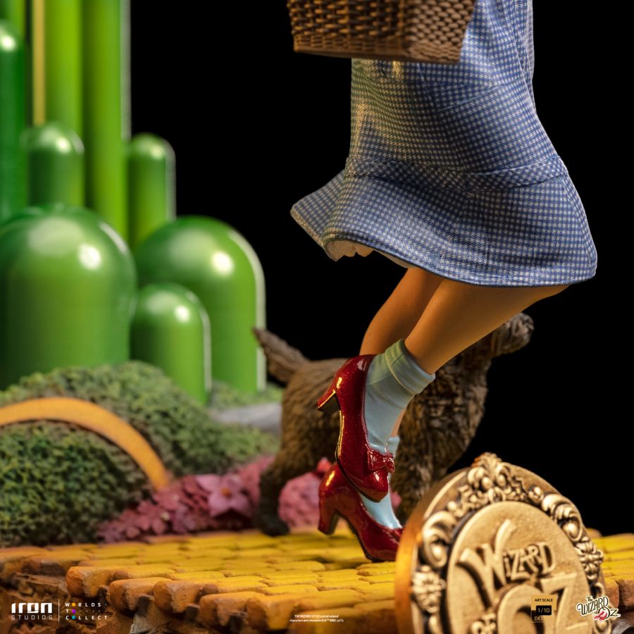 Wizard of Oz - Dorothy Deluxe 1:10 Scale Statue
