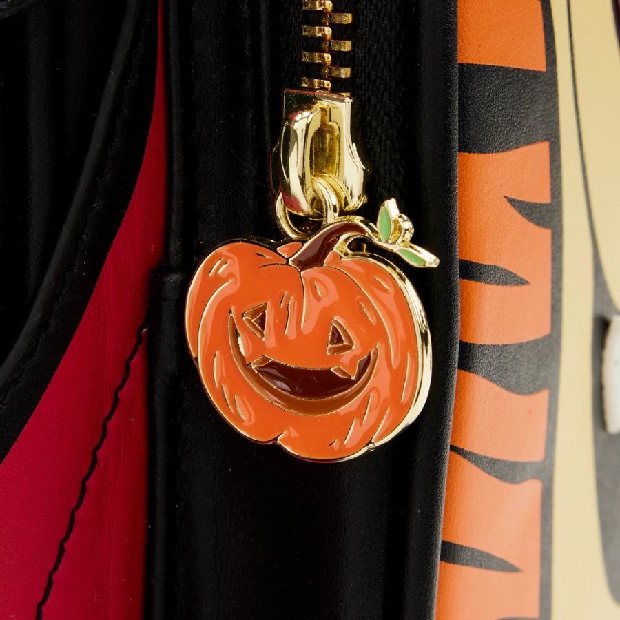 Winnie the Pooh - Tigger Halloween Passport Bag