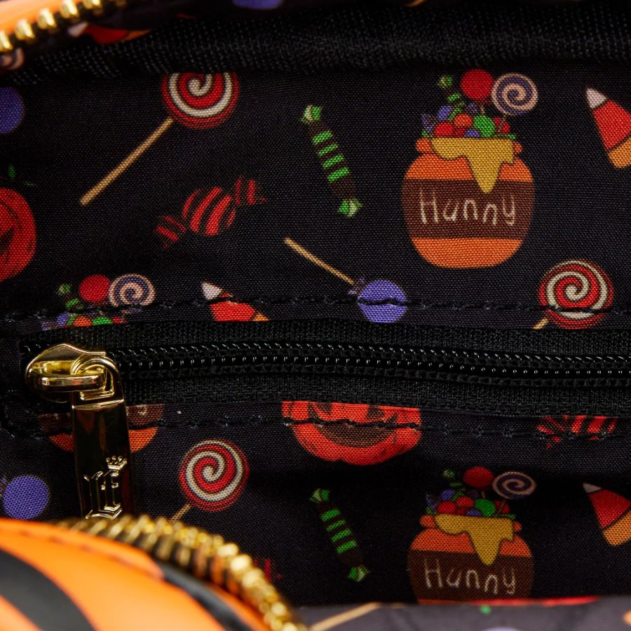 Winnie the Pooh - Tigger Halloween Passport Bag