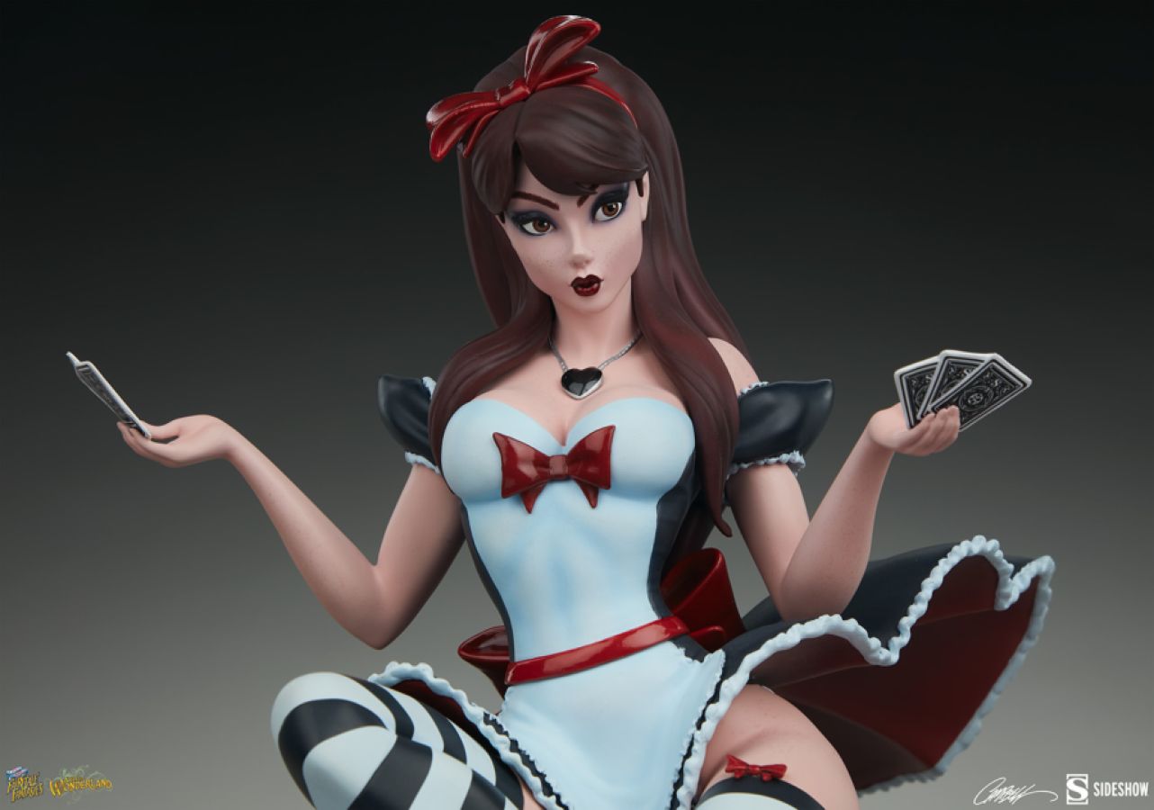 Fairytale Fantasies - Alice in Wonderland Game of Hearts Statue