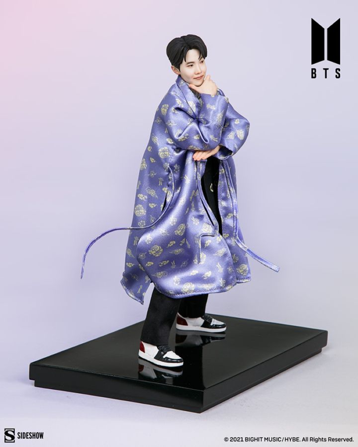 BTS - j-hope Deluxe Statue