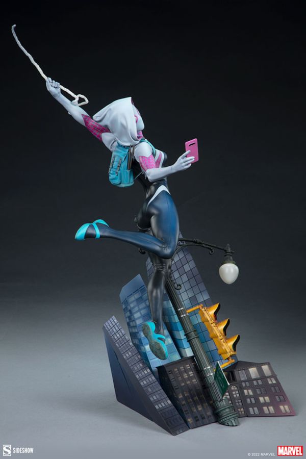 Marvel Comics - Spider-Gwen Premium Format Statue