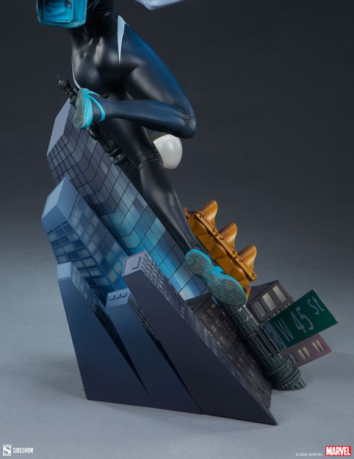 Marvel Comics - Spider-Gwen Premium Format Statue