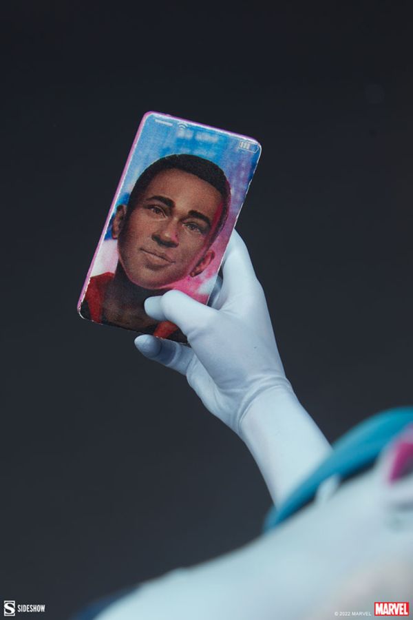 Marvel Comics - Spider-Gwen Premium Format Statue