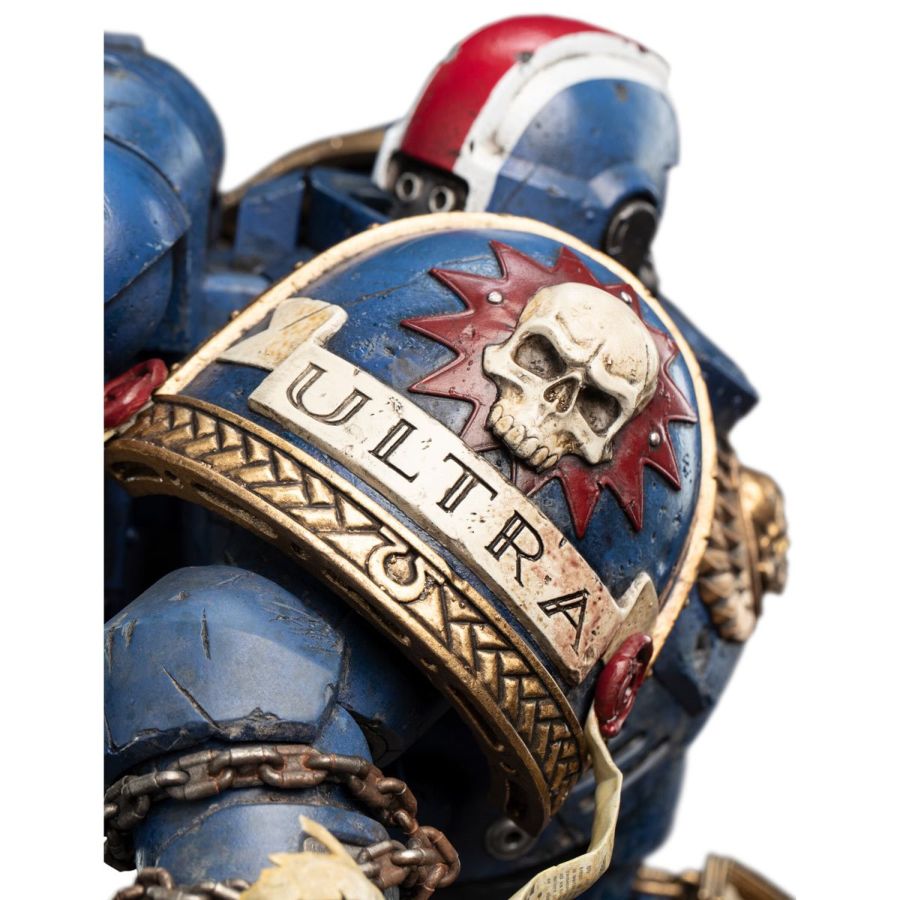 Warhammer 40,000 - Lieutenant Titus Battleline Edition 1:6 Statue