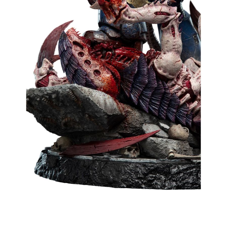 Warhammer 40,000 - Lieutenant Titus Battleline Edition 1:6 Statue